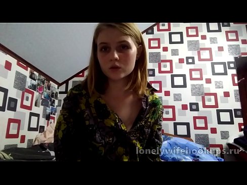 ❤️ Xwendekarê ciwan blonde ji Rûsyayê ji dîkên mezintir hez dike. Pornoya spehî li me ❌️❤